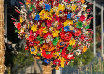 Hoa giấy, hoa tre đón tết ở Huế 1