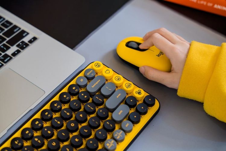 Logitech giới thiệu dòng sản phẩm Studio Series mới, ấn tượng với bàn phím cơ POP Keys có phím tắt Emoji tùy chỉnh - 3
