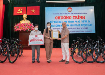 Benny thực hiện chương trình “xe đạp đến trường” hỗ trợ trẻ em mồ côi do ảnh hưởng của đại dịch Covid-19