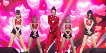 Chi Pu có màn trình diễn đầu tiên sau khi về Việt Nam khiến MisThy trầm trồ - 2