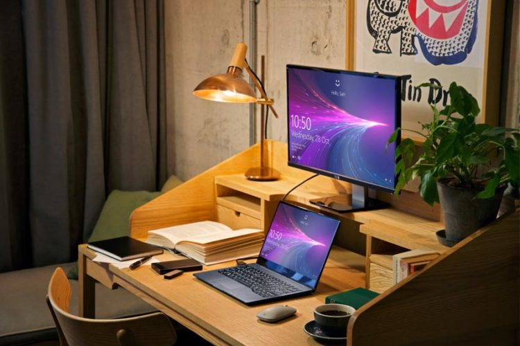 Laptop siêu nhẹ Fujitsu CH tiếp tục gây ấn tượng với phiên bản xám bạc mới - 5