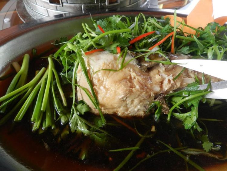 Nhớ hoài cá 'Em-buông-ra'! - 1