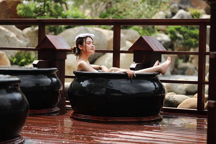 Thưởng thức 'nghệ thuật tận hưởng mùa đông' của người Nhật tại Yoko Onsen Quang Hanh - 1