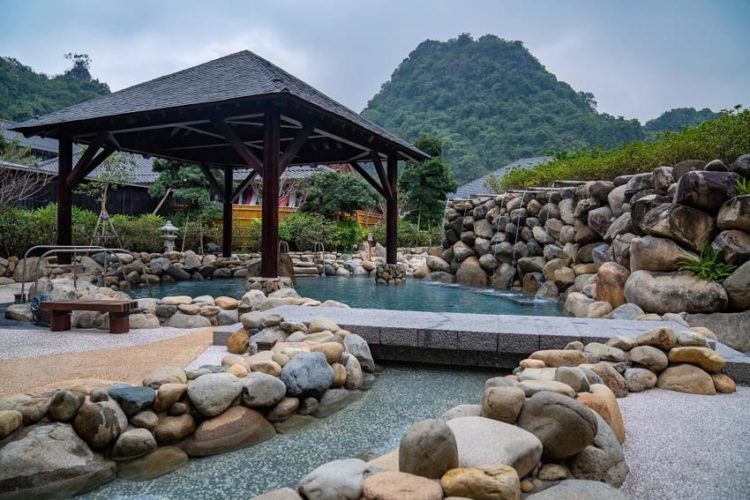 Thưởng thức 'nghệ thuật tận hưởng mùa đông' của người Nhật tại Yoko Onsen Quang Hanh - 2