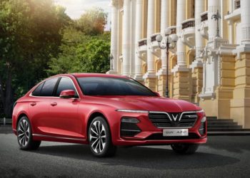 Vinfast nâng bảo hành lên 10 năm cho các dòng ô tô chạy xăng - 2