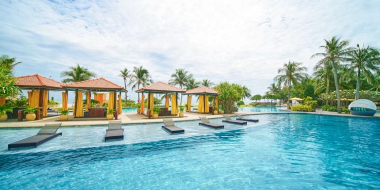 Khám phá góc trú ẩn lãng mạn mới toanh cho lễ Tình Nhân tại Hồ Tràm - 2