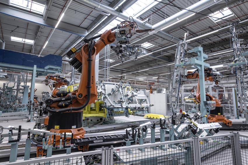 Nhà máy Hambach 'đã sẵn sàng đi vào sản xuất Grenadier' khi INEOS Automotive hoàn tất quá trình chuyển đổi sang mô hình OEM hoàn thiện - 1