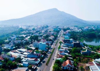 Xuân trên đồi bằng lăng - 2