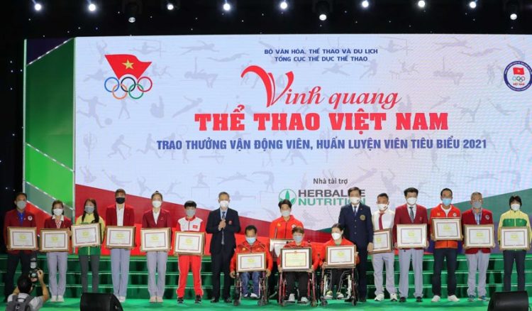 Herbalife Việt Nam đồng hành cùng Chương trình 'Vinh Quang Thể Thao Việt Nam 2022' - 1
