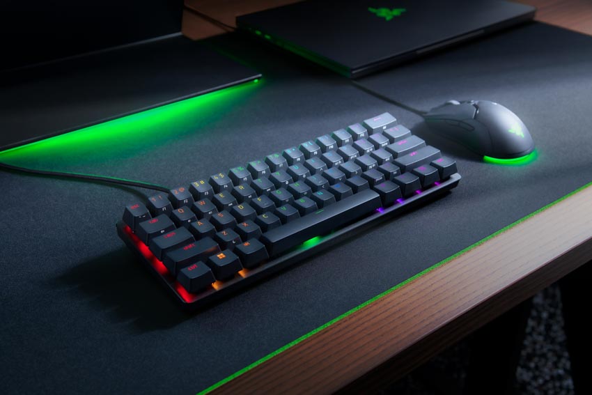 Razer ứng dụng Switch Analog trên bàn phím rút gọn Razer Huntsman Mini Analog