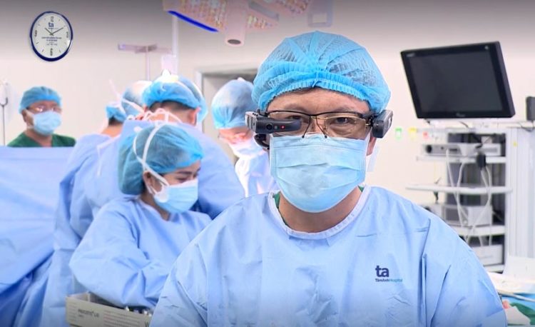 Bệnh viện đa khoa Tâm Anh đưa công nghệ thực tế ảo 'Mắt thần' vào thay khớp nhân tạo - 2