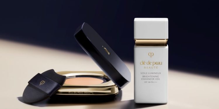 Radiant Cushion Foundation Natural