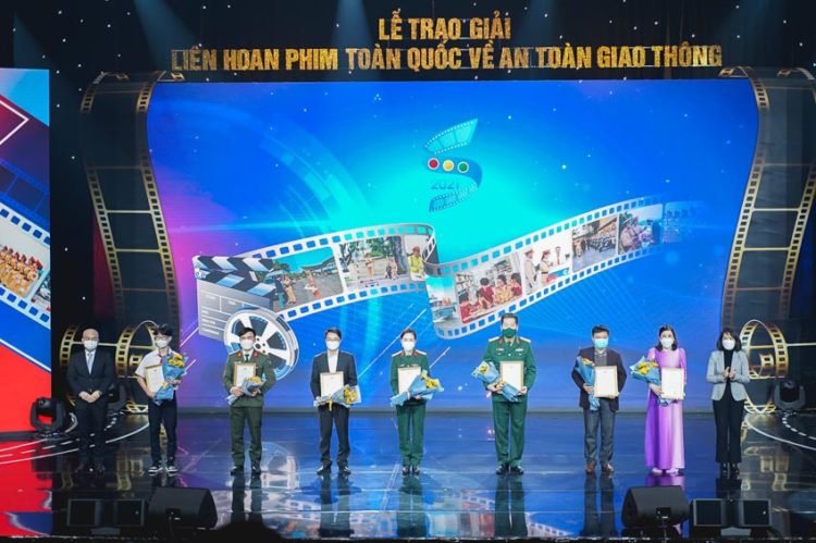 Lễ trao giải Liên hoan phim toàn quốc về An toàn giao thông năm 2021 - 1