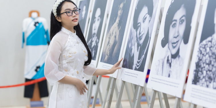 Phương Mỹ Chi trở thành đại sứ hình ảnh Lễ hội Áo dài Thành phố Hồ Chí Minh 2022 01