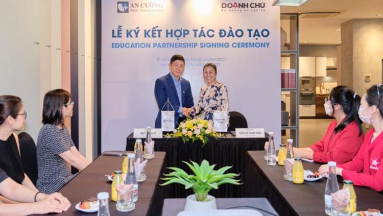 Gỗ An Cường (ACG) và Doanh Chủ ký kết hợp tác đào tạo thúc đẩy phát triển kiến thức nội bộ