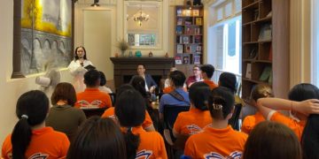 CEO Voiz FM Lê Hoàng Thạch: 'Nếu không có thời gian thì hãy để một người khác đọc sách cho bạn' - 4