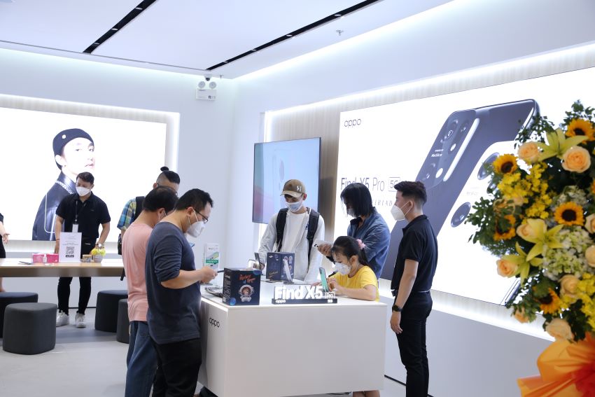 OPPO Experience Store