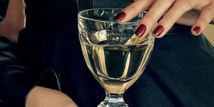 Ly Baccarat Harcourt – chiếc “chén thánh” huyền thoại