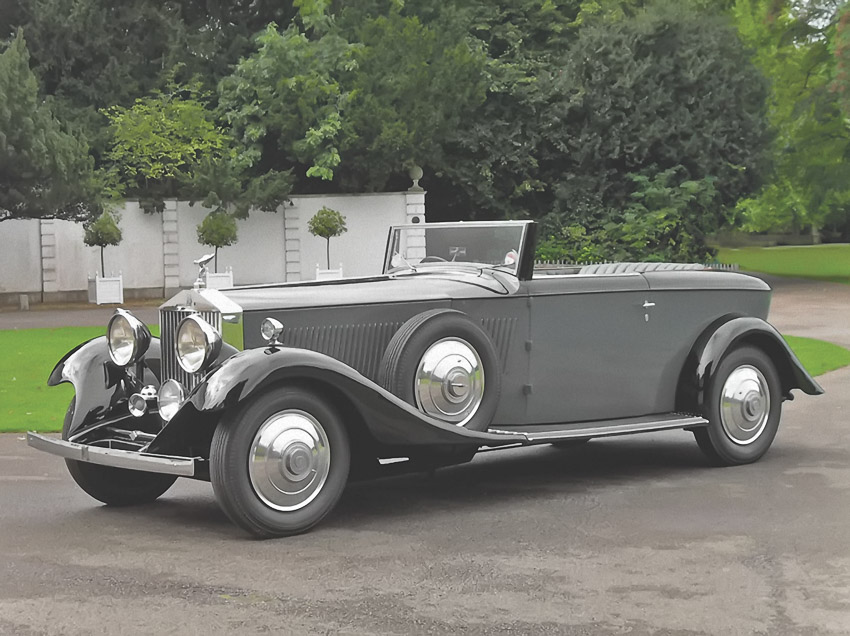 Rolls-Royce tôn vinh sản phẩm đỉnh chóp của thương hiệu nhân dịp kỷ niệm 118 năm