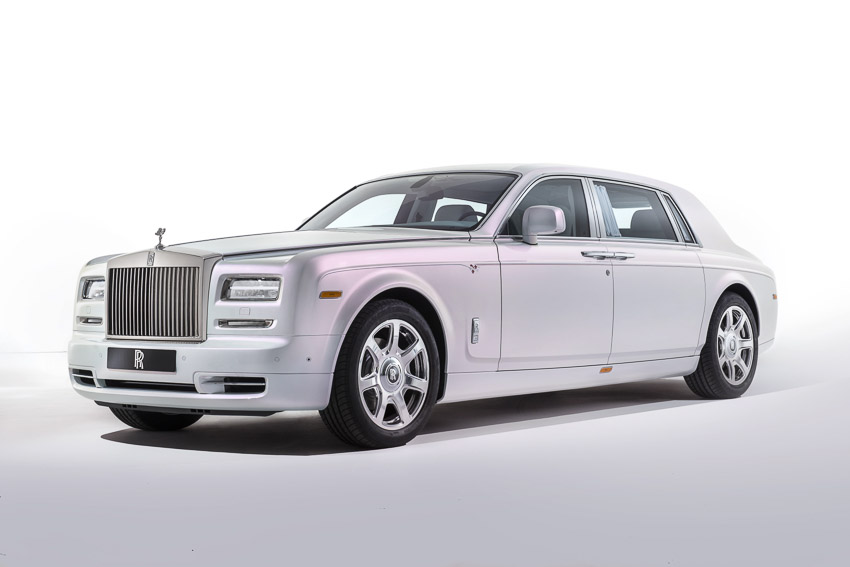 Rolls-Royce tôn vinh sản phẩm đỉnh chóp của thương hiệu nhân dịp kỷ niệm 118 năm