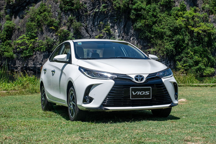 Toyota Việt Nam công bố doanh số bán hàng tháng 4/2022