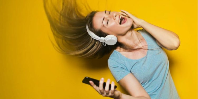 Khảo sát YouGov: “Mức độ sử dụng phương tiện truyền thông tăng nhưng chuyển đổi số sẽ mang đến nhiều thách thức mới” - 2