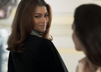 Ngôi sao 'Spider-Man' Zendaya diện thiết kế của Công Trí bên cạnh Anne Hathaway - 2