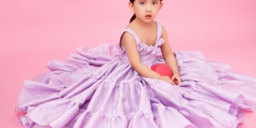 NTK Đỗ Mạnh Cường thiết kế váy tặng con gái - 6