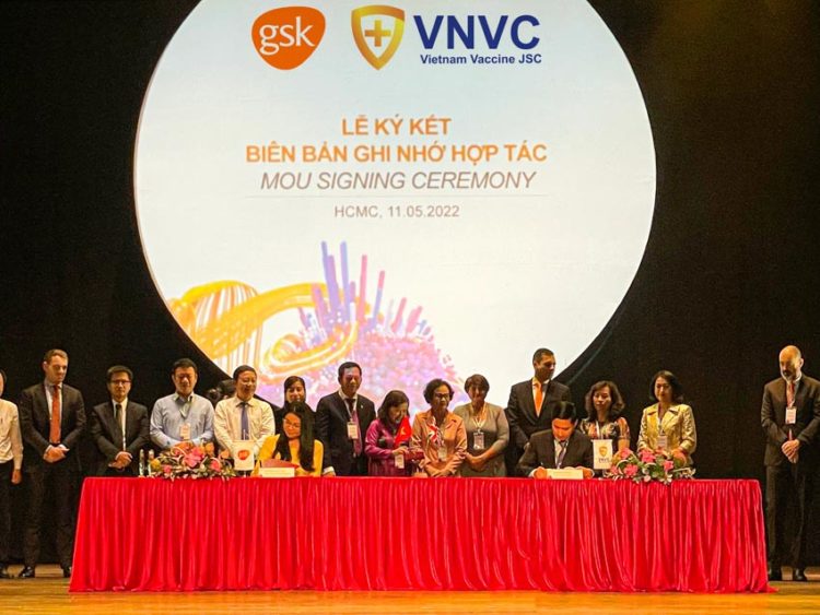 VNVC ký hợp tác chiến lược với GlaxoSmithKline về cung ứng vắc xin - 3