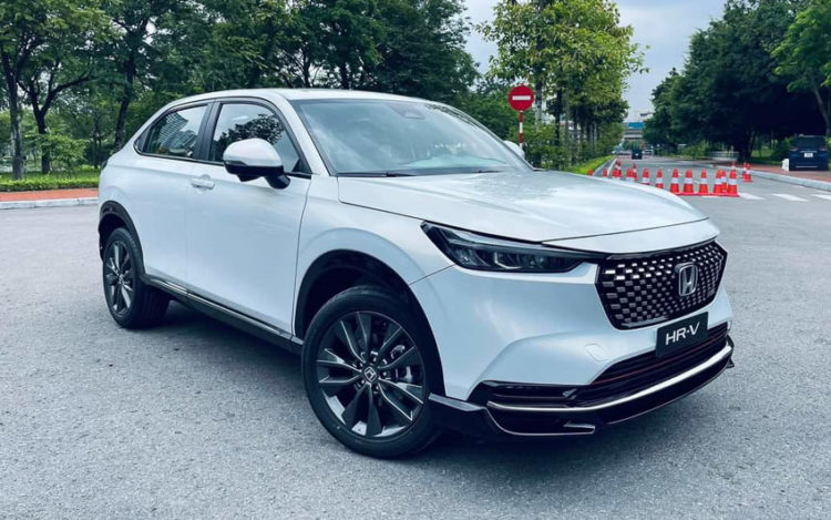 Honda ra mắt HR-V hoàn toàn mới có 2 phiên bản
