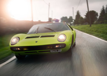 Lamborghini Miura – “siêu xe” đầu tiên trên thế giới.