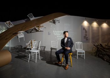 Sun Life tổ chức Triển lãm Thõ: Còn Hôm Nay, Ta Còn Mãi Mãi - 1