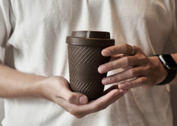 Chọn vật dụng và nội thất từ bã cà phê cho cuộc sống xanh