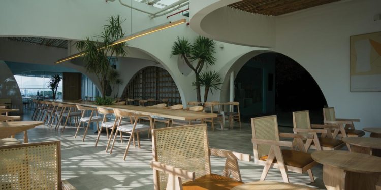 Cheese Coffee – Hiệu quả của những vách cong