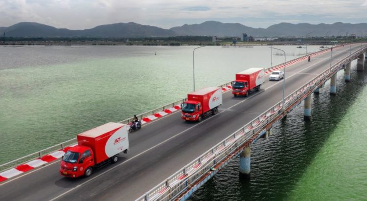 chuyển phát nhanh