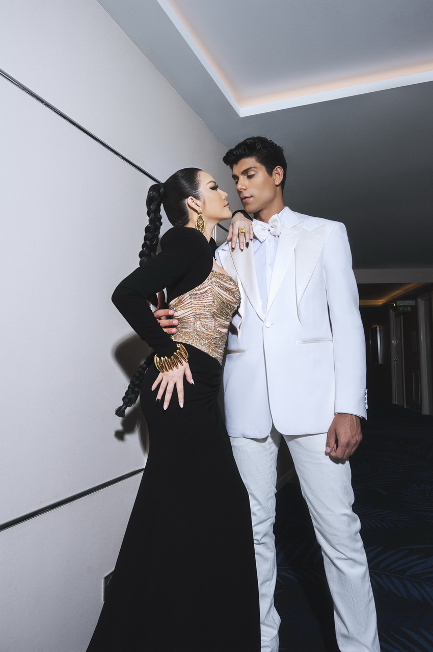 Lý Nhã Kỳ tình tứ bên mỹ nam MC cực thân với Kim Kardashian ở Cannes 04