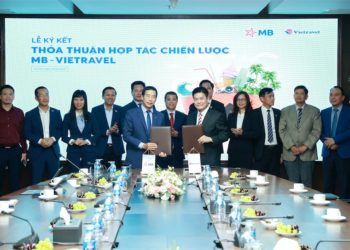 Vietravel ký kết thỏa thuận hợp tác toàn diện với Ngân hàng TMCP quân đội