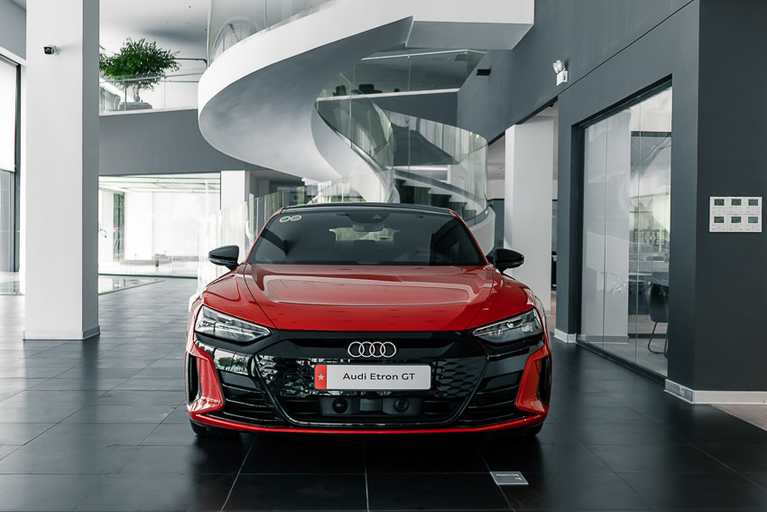 Siêu xe điện Audi e-tron GT quattro chính thức gia nhập Audi tại Việt Nam
