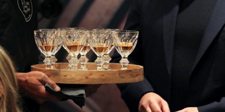 Baccarat: 258 năm nghệ thuật sống của nước Pháp - 1