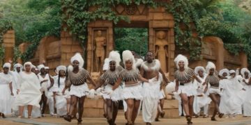Black Panther: Wakanda Forever chuẩn bị ra mắt, tiết lộ nhiều chi tiết đắt giá - 2