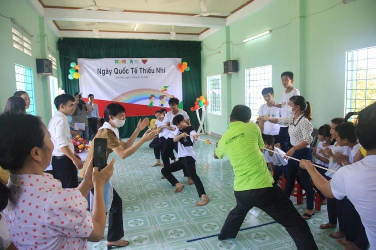 Casa Herbalife Việt Nam hỗ trợ thiết thực cho trẻ em có hoàn cảnh khó khăn - 2