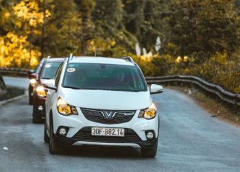 VinFast dừng kinh doanh ôtô chạy xăng sớm hơn dự kiến