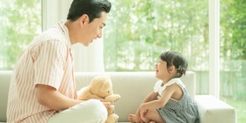 Nói với con
