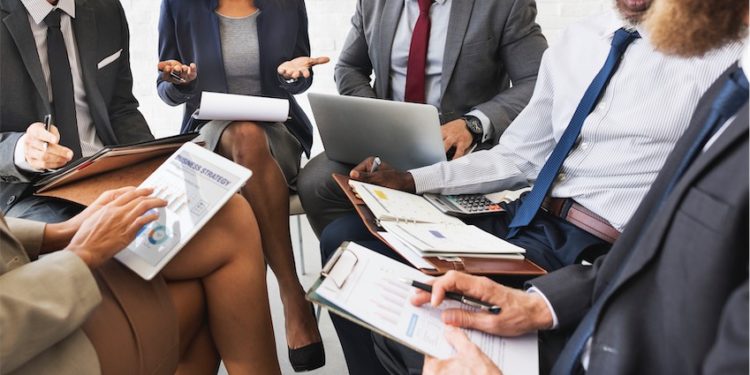 Tương tác trực tiếp vẫn là yếu tố then chốt giữa xu hướng số hóa quy trình tuyển dụng