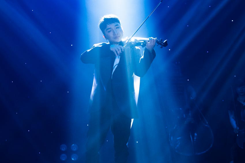 Từ EDM violin đến 'multi show': Hoàng Rob chinh phục giấc mơ đại chúng violin - 2