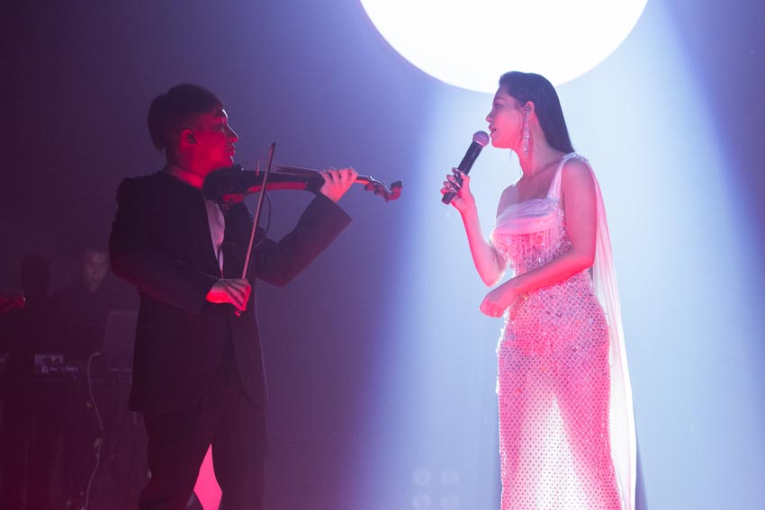 Từ EDM violin đến 'multi show': Hoàng Rob chinh phục giấc mơ đại chúng violin - 4