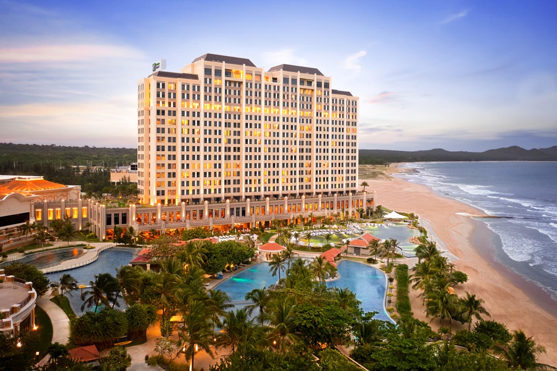 Holiday Inn Resort Ho Tram Beach vinh dự đạt chứng nhận 5 sao danh giá - 1