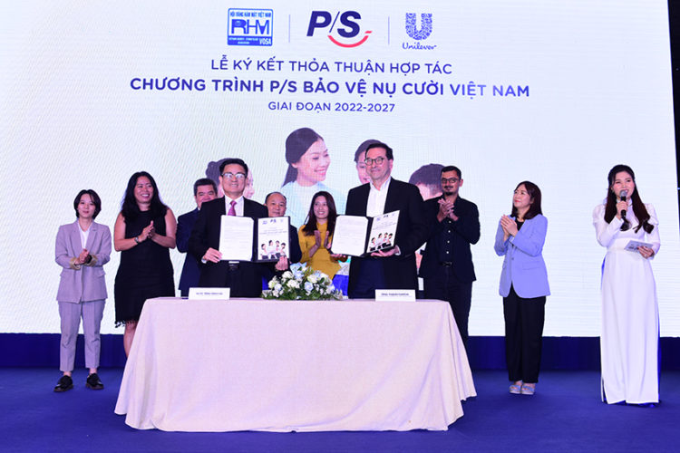 P/S tiếp nối hành trình 25 năm bảo vệ nụ cười việt nam