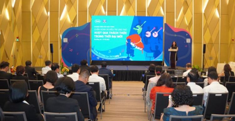 Chẩn đoán và điều trị ung thư: Vượt qua thách thức trong thời đại mới - 1