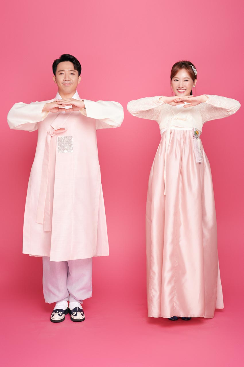 Vợ chồng Trấn Thành – Hari Won ngọt ngào trong bộ ảnh mừng trung thu - 3